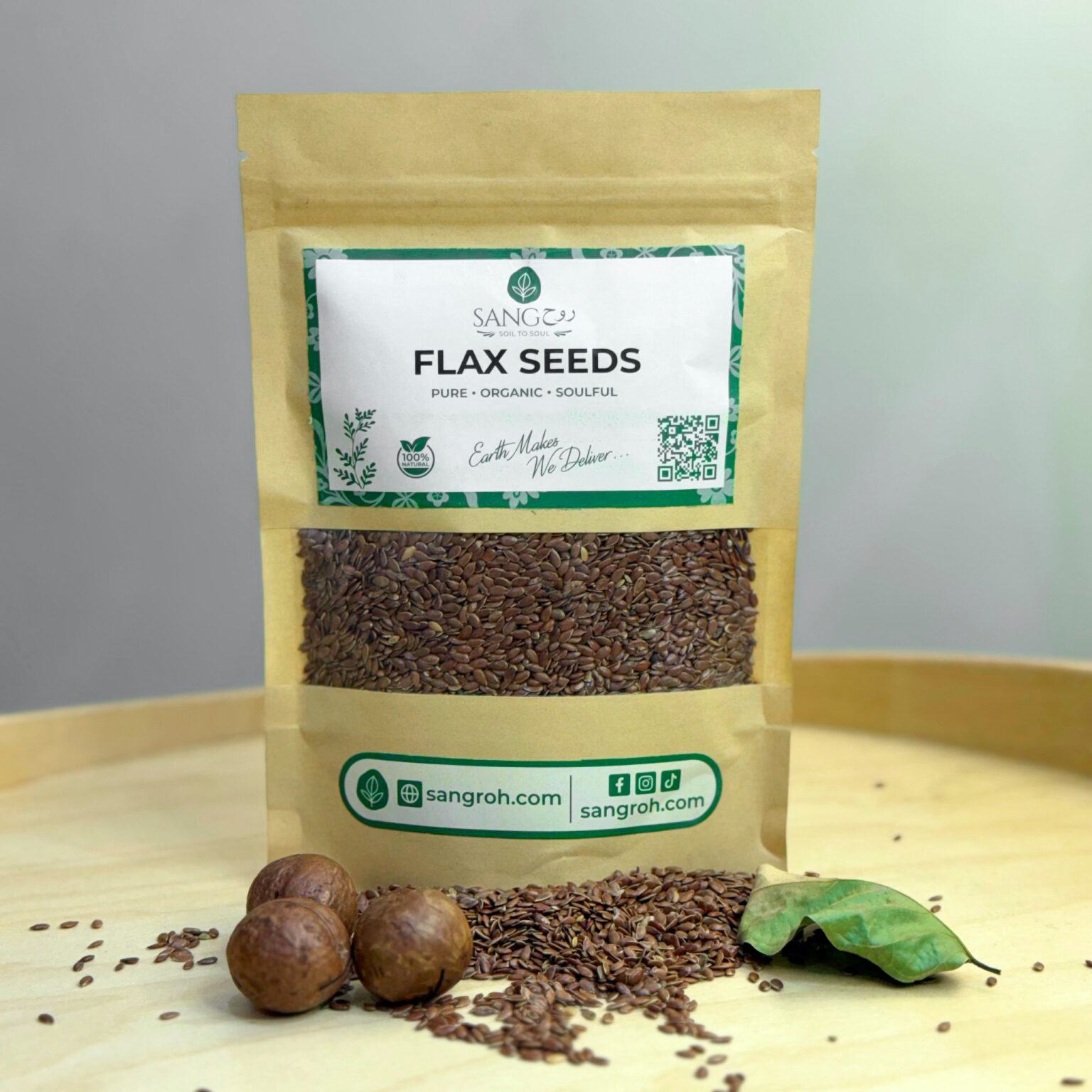Pure organic flax seeds in resealable pouch with loose alsi seeds for digestion, omega-3 intake, and heart health